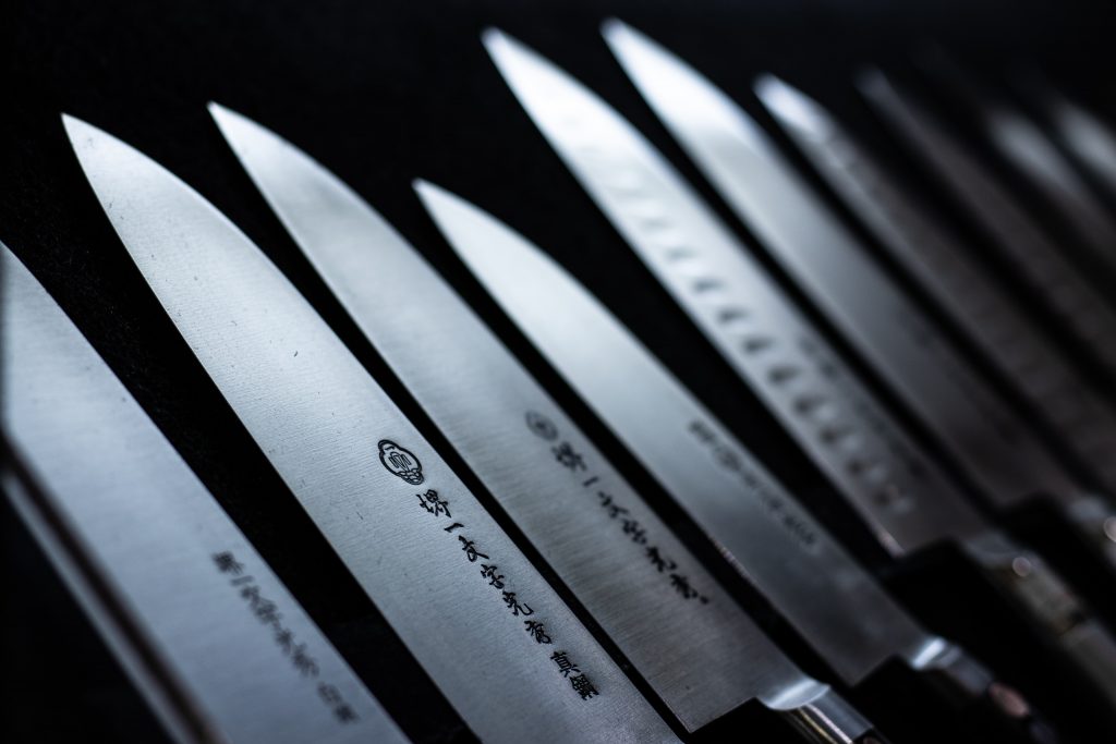 Sharp steak knives